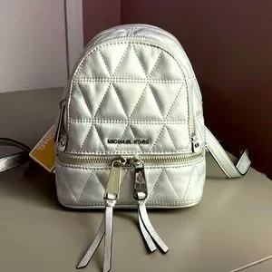 NWT MICHAEL KORS MINI SILVER BACKPACK ? NWT Michael Kors Jaycee XS Mini Convertible Zip Pocket  main image 4
